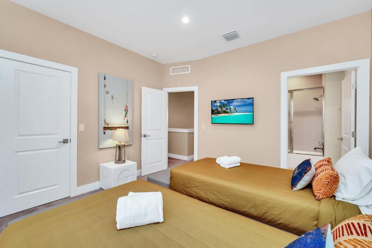 Luxury Villa Less Than A Mile From Disneyworld -Bonus Elevator- Orlando Dış mekan fotoğraf