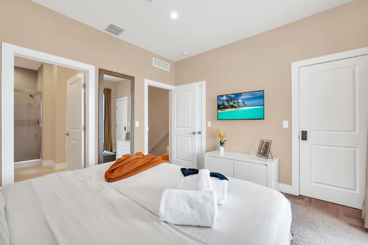 Luxury Villa Less Than A Mile From Disneyworld -Bonus Elevator- Orlando Dış mekan fotoğraf